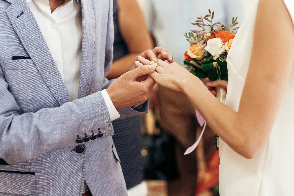 vow renewal in Ashford.