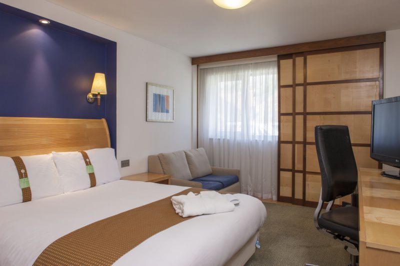 Holiday Inn Ashford Central Hotel | Best Price Guaranteed